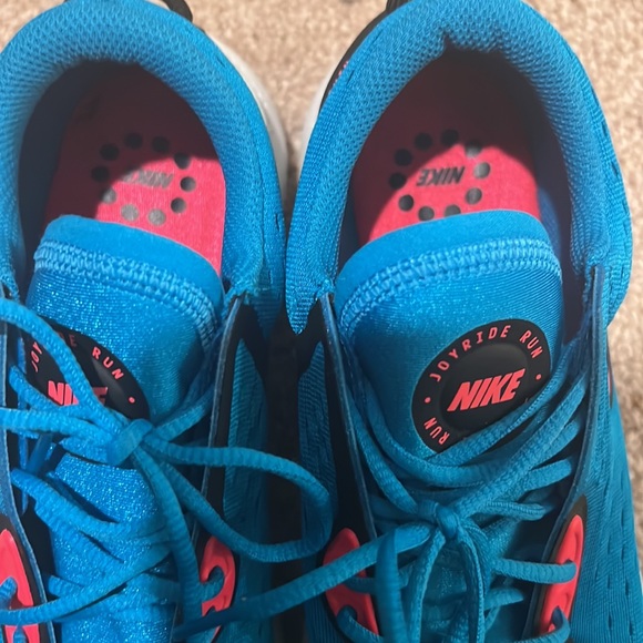 Nike Joyride Dual Run- Grade school/Big Kids size 7Y (women’s 8.5-9) - Picture 6 of 6